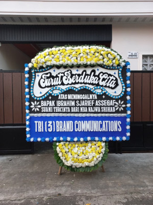 Papan Bunga Duka di Pace